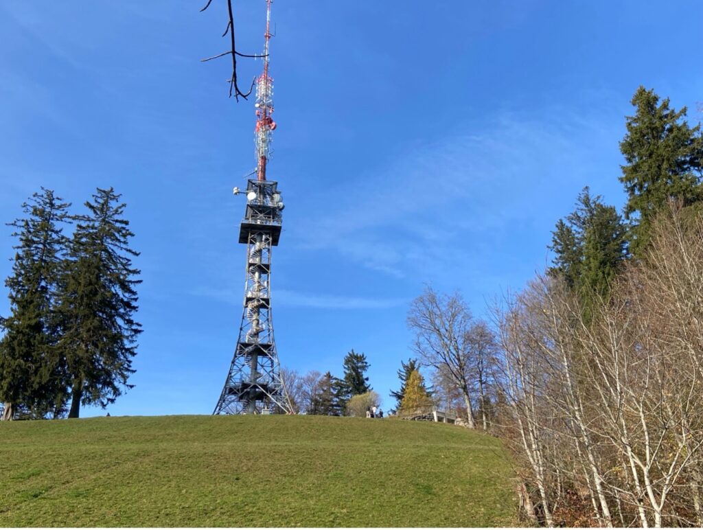 Thehe iconic 75-meter-high Bachtel Tower (Bachtelturm).