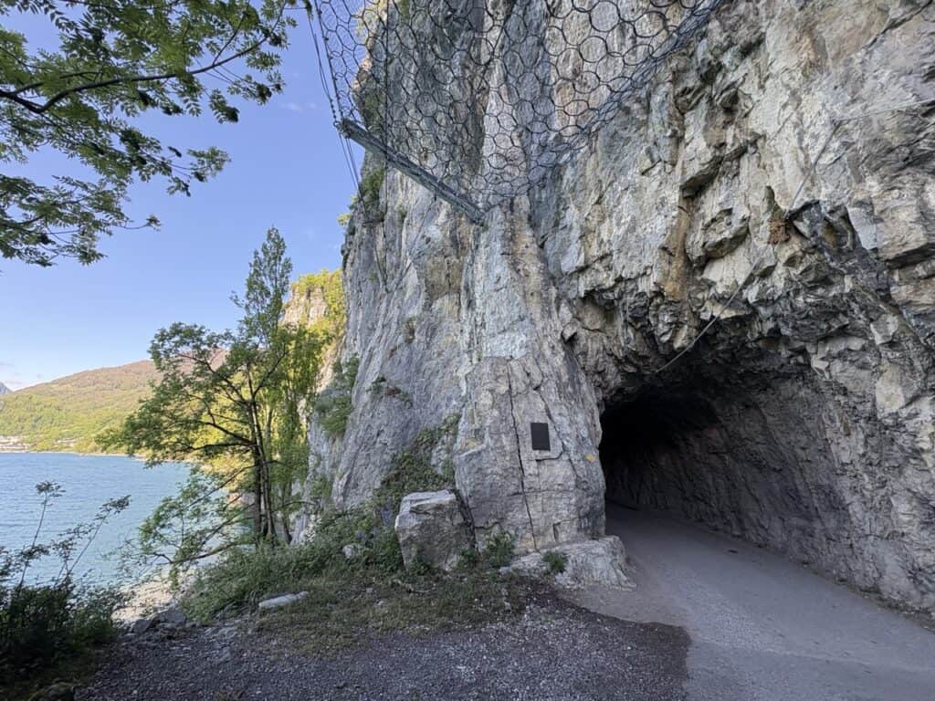 Tunnel along hiking path between Weesen and Betlis near Lake Walensee