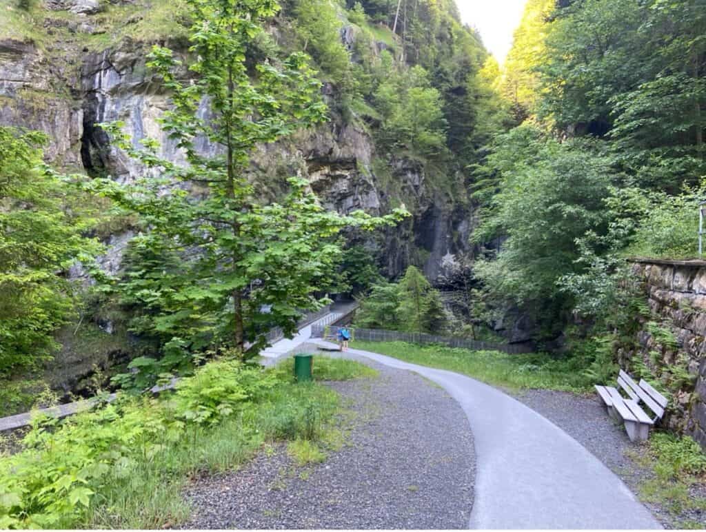 Path that leads from Altes Bad Pfäfers to the Tamina Gorge.