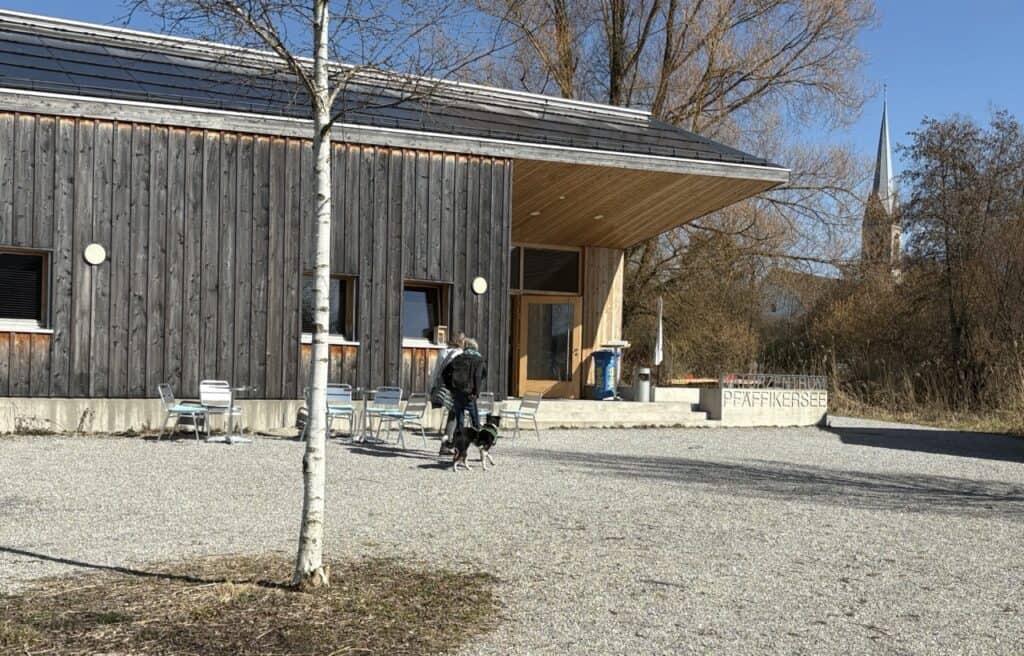 Naturzentrum Pfäffikon near the lakeside promenade, a nature center dedicated to the wildlife and wetlands of Lake Pfäffikon. 
