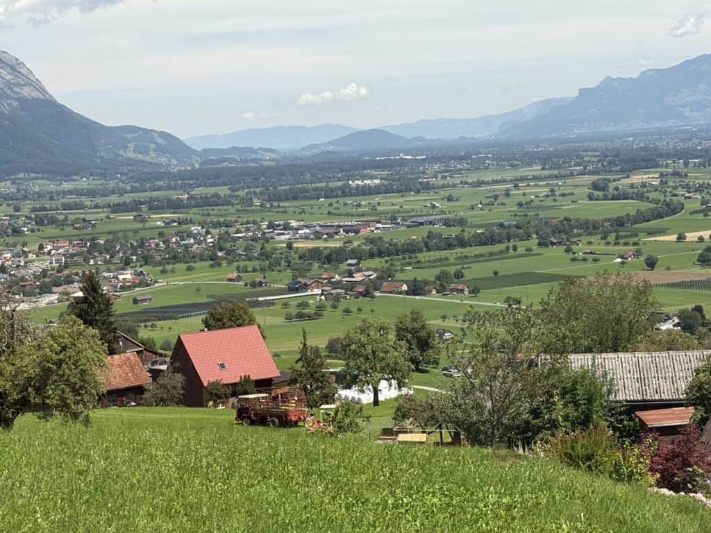 View from the road leading up to Grabserberg.