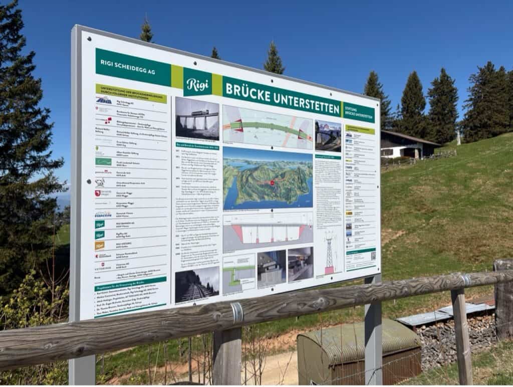 Information panel about the Unterstetten Bridge along the panorama trail from Rigi Scheidegg to Rigi Kaltbad. 
